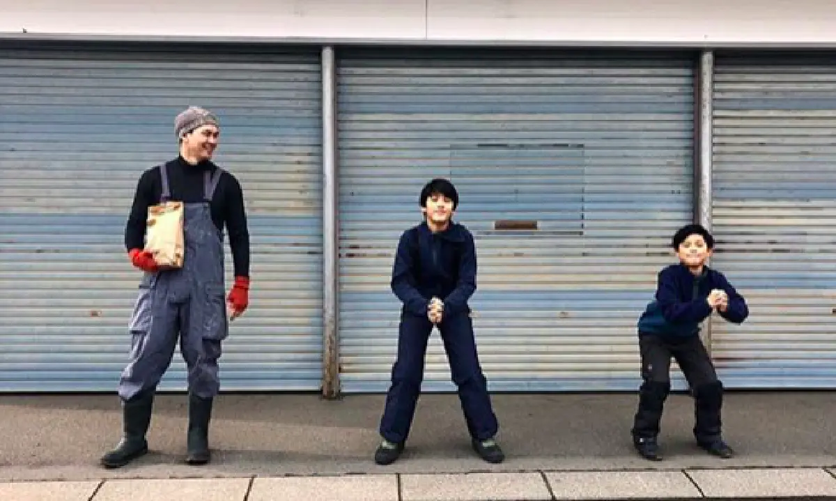 “เคน ธีรเดช” กับแฟชั่นชุดเอี๊ยมที่เจ้าตัวชอบใส่มาก ดูดี เท่ และคูลสุดๆ