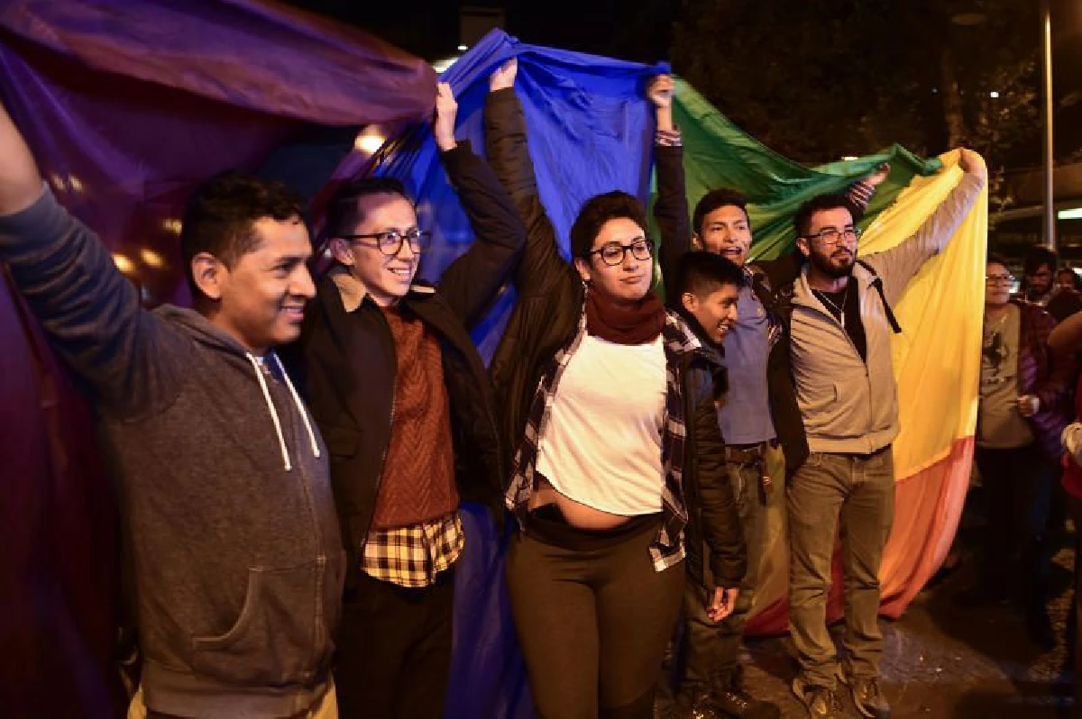 เอกวาดอร์รับรองแต่งงานเพศคู่รักเดียวกัน