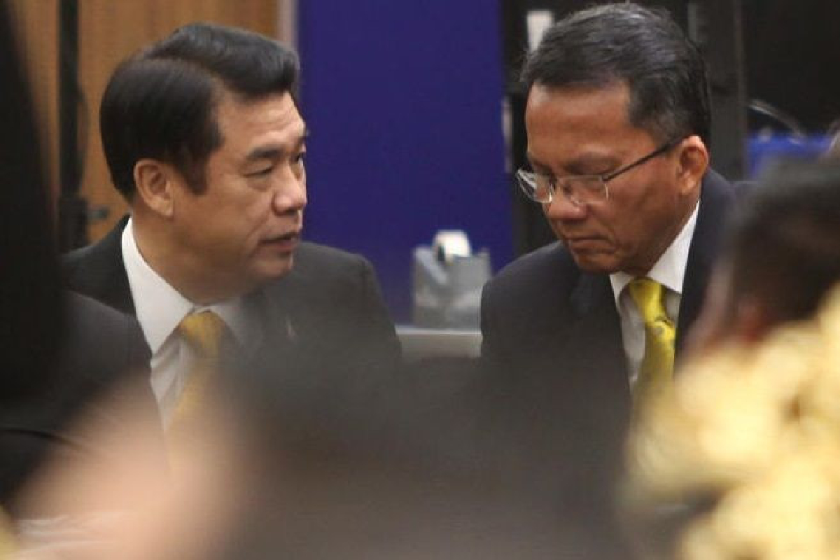 'สุริยะ'แรงปลายยึดพลังงานโยก'ณัฏฐพล'นั่งเก้าอี้รมว.ศึกษา 'สุริยะ'แรงปลายยึดพลังงานโยก'ณัฏฐพล'นั่งเก้าอี้รมว.ศึกษา