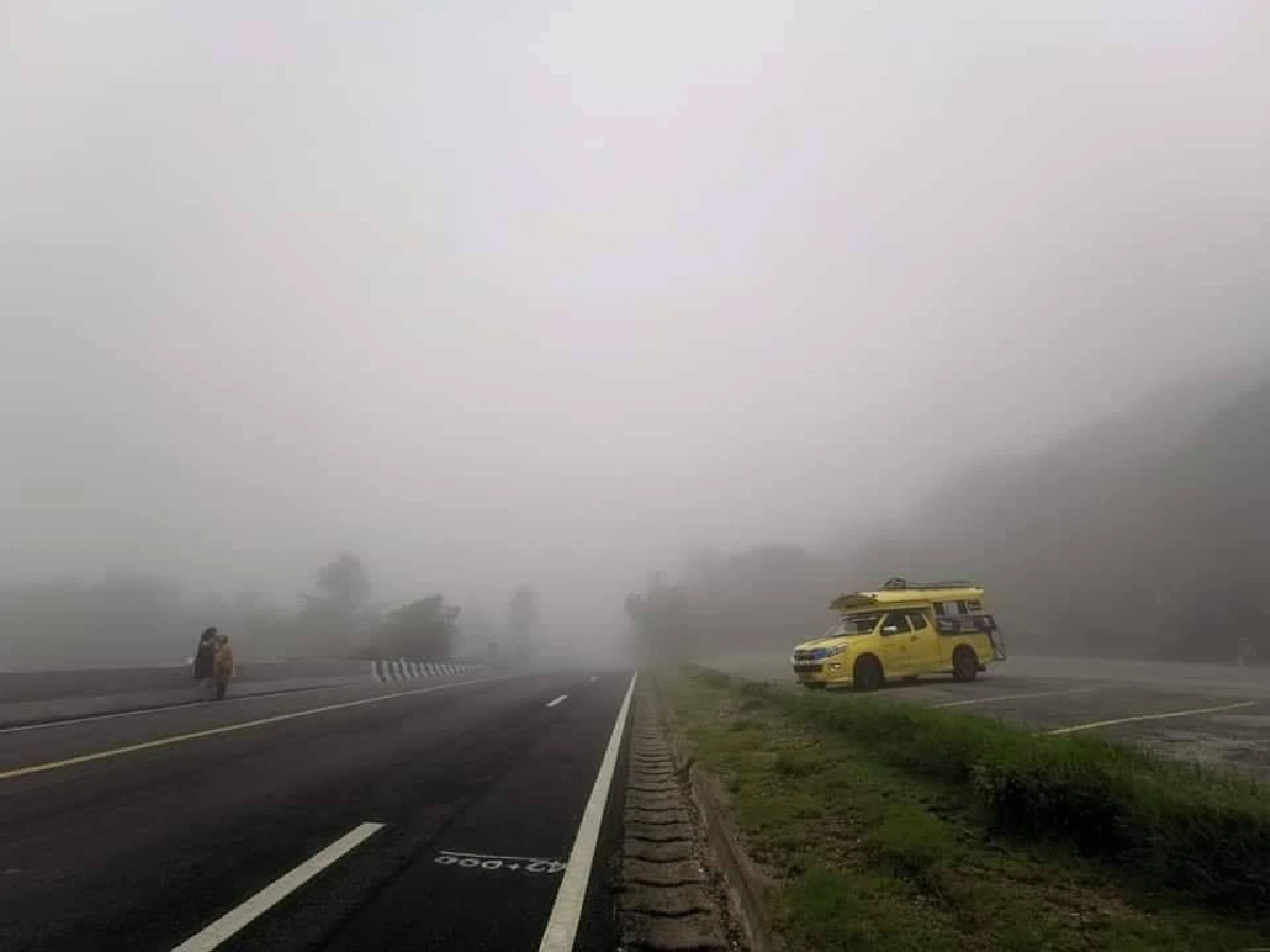 เก็บกระเป๋า! ชาวเน็ตแห่แชร์ภาพสัมผัสหมอกดอยอินทนนท์หน้าฝนสุดฟิน