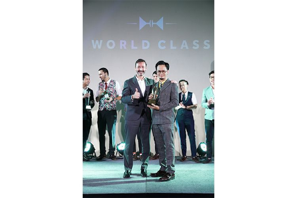 กิติบดี ช่อทับทิม คว้าแชมป์ “ดิอาจิโอ รีเสิร์ฟ เวิลด์ คลาส ไทยแลนด์ 2019” สุดยอดบาร์เทนเดอร์ไทยไปชิงแชมป์ระดับโลก กิติบดี ช่อทับทิม คว้าแชมป์ “ดิอาจิโอ รีเสิร์ฟ เวิลด์ คลาส ไทยแลนด์ 2019” สุดยอดบาร์เทนเดอร์ไทยไปชิงแชมป์ระดับโลก