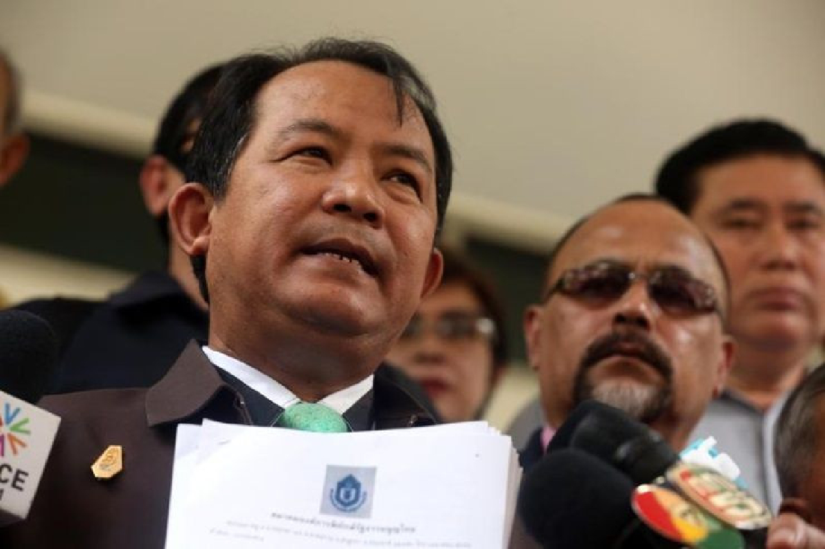 "ศรีสุวรรณ" ร้อง ป.ป.ช. กก.สรรหา ส.ว.เป็น ส.ว.เอง เข้าข่ายผลประโยชน์ทับซ้อน "ศรีสุวรรณ" ร้อง ป.ป.ช. กก.สรรหา ส.ว.เป็น ส.ว.เอง เข้าข่ายผลประโยชน์ทับซ้อน