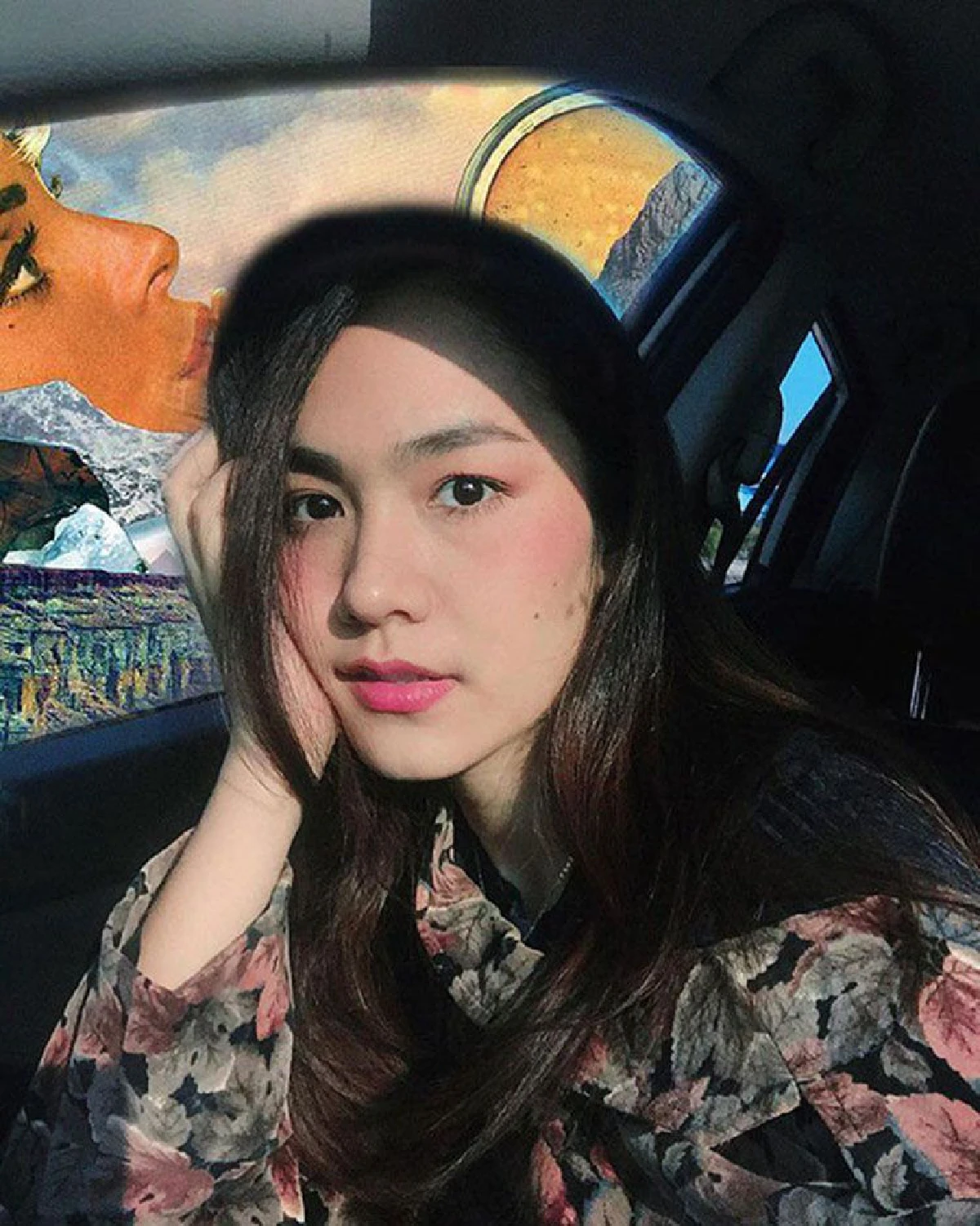 ครอบครัวได้นำร่างของ "น้ำตาล เดอะสตาร์” กลับถึงบ้านเกิดที่สมุทรสาครแล้ว