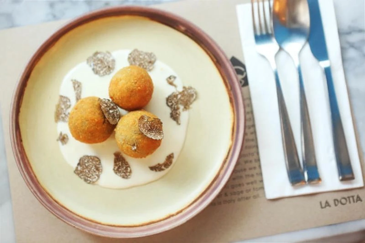 อิ่มเอมเปรมปรีดิ์กับเมนูพาสต้าเส้นสด @La Dotta Pasta Bar & Store