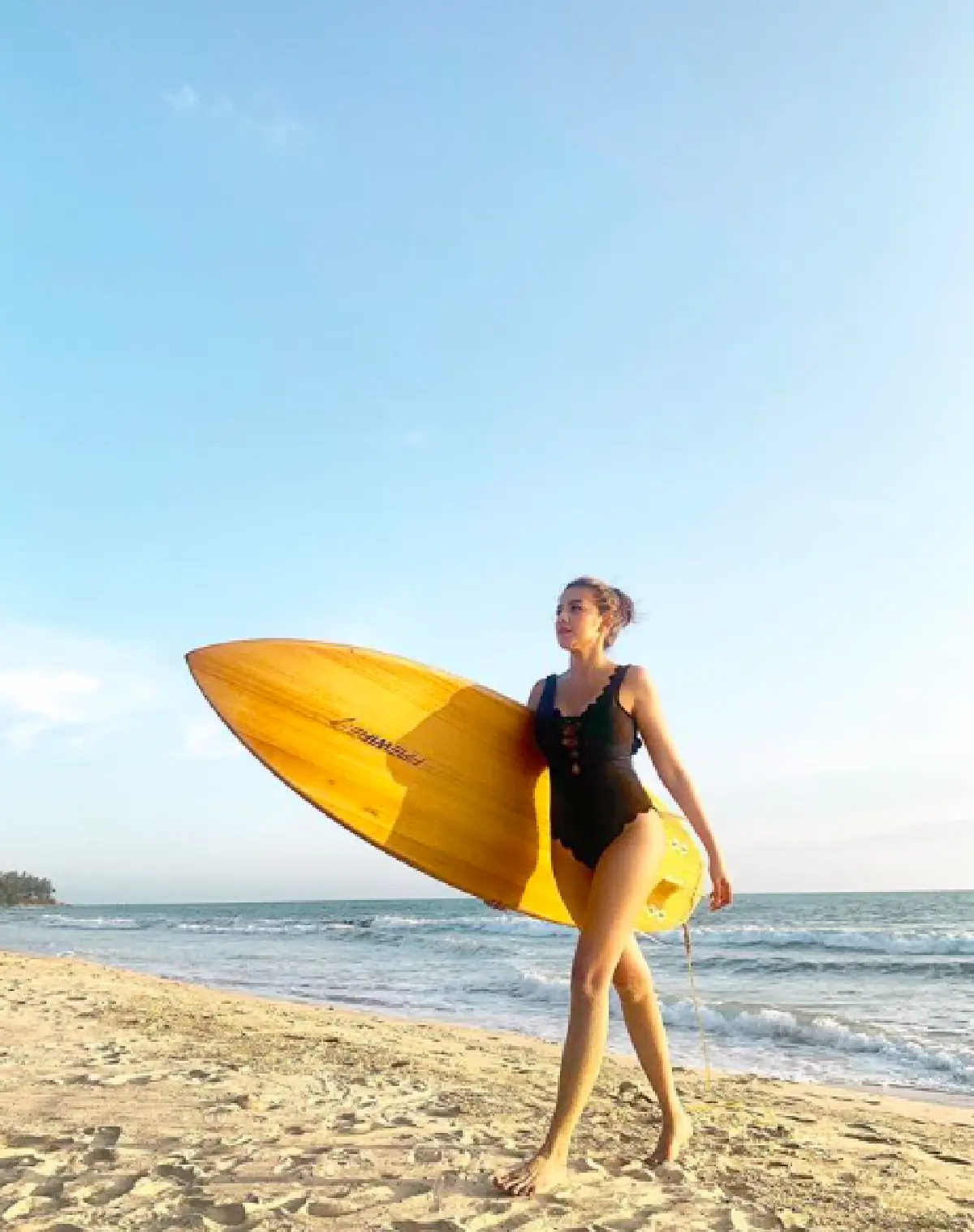 ขายาวร้อยลี้! "ใบเตย อาร์สยาม" ตอกกลับชาวเน็ตนิ่มๆ หลังโดนแซะขายาวกว่าตัวจริง