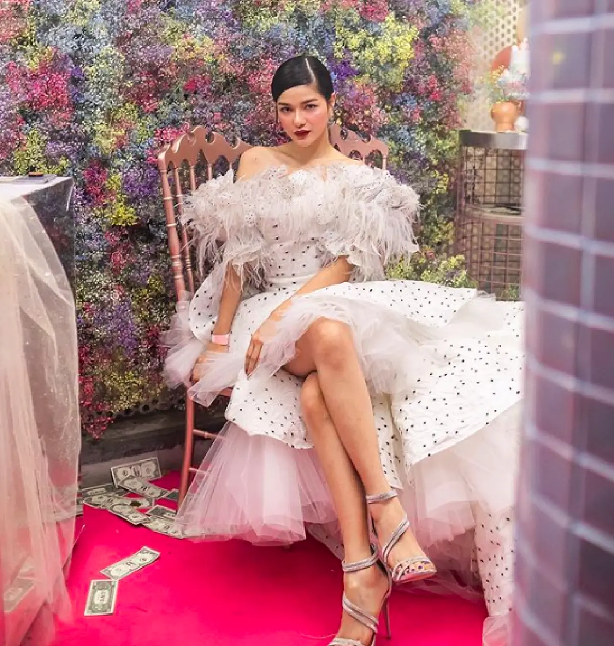 ไม่มีคำว่าธรรมดา! "ดิว อริสรา” จัดปาร์ตี้ฉลองวันเกิดอายุ 29 ในธีม Crazy Rich Asians