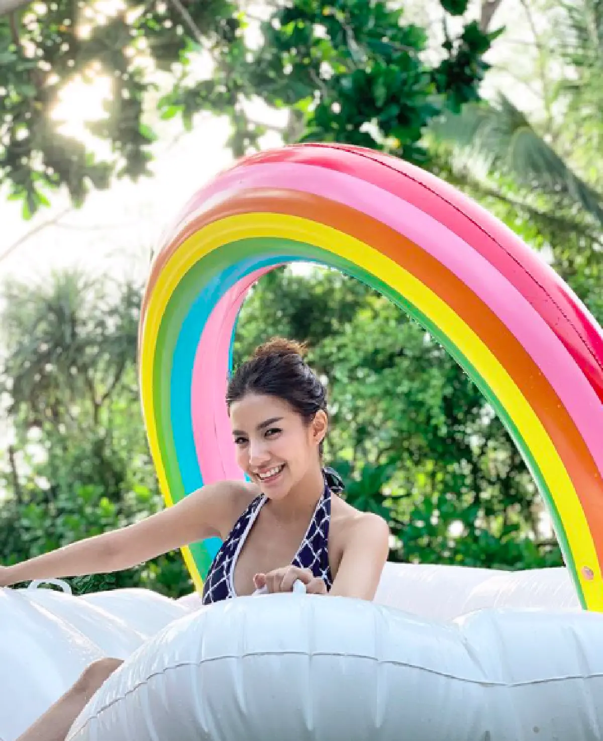 ขายาวร้อยลี้! "ใบเตย อาร์สยาม" ตอกกลับชาวเน็ตนิ่มๆ หลังโดนแซะขายาวกว่าตัวจริง