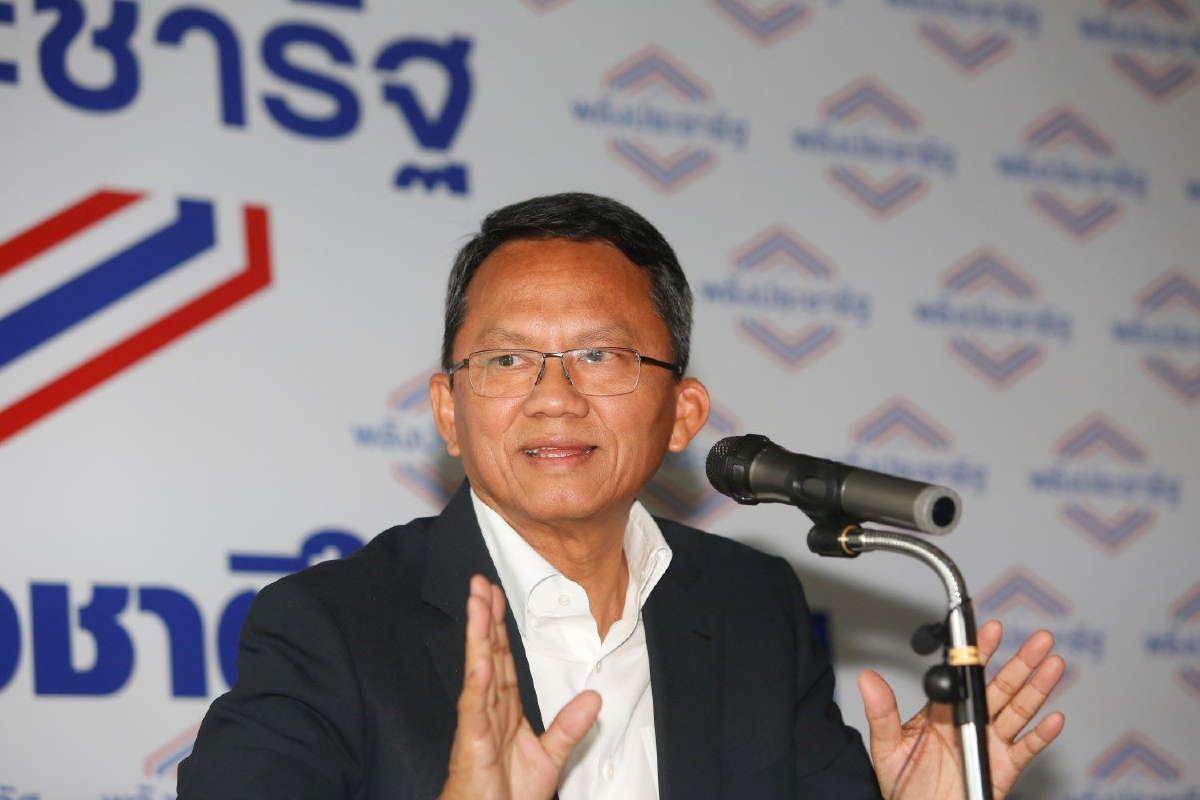 "สมศักดิ์" ลั่นไม่เคยตั้งก๊วนต่อรองเก้าอี้รัฐมนตรี "สมศักดิ์" ลั่นไม่เคยตั้งก๊วนต่อรองเก้าอี้รัฐมนตรี