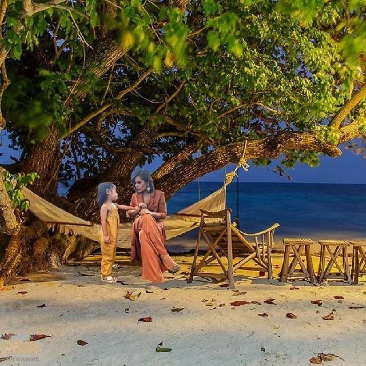 โอปอลล์ ชอบมาก! หลังแฟนคลับตัดต่อรูปให้ใหม่เพราะพื้นหลังมันรก