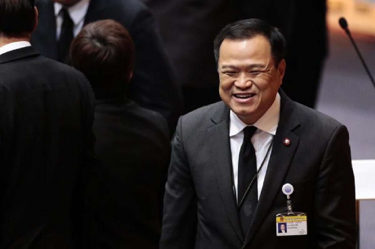 "อนุทิน"ยัน รายชื่อรัฐมนตรีภท.ไม่เปลี่ยนโยนนายกฯพิจารณา "อนุทิน"ยัน รายชื่อรัฐมนตรีภท.ไม่เปลี่ยนโยนนายกฯพิจารณา