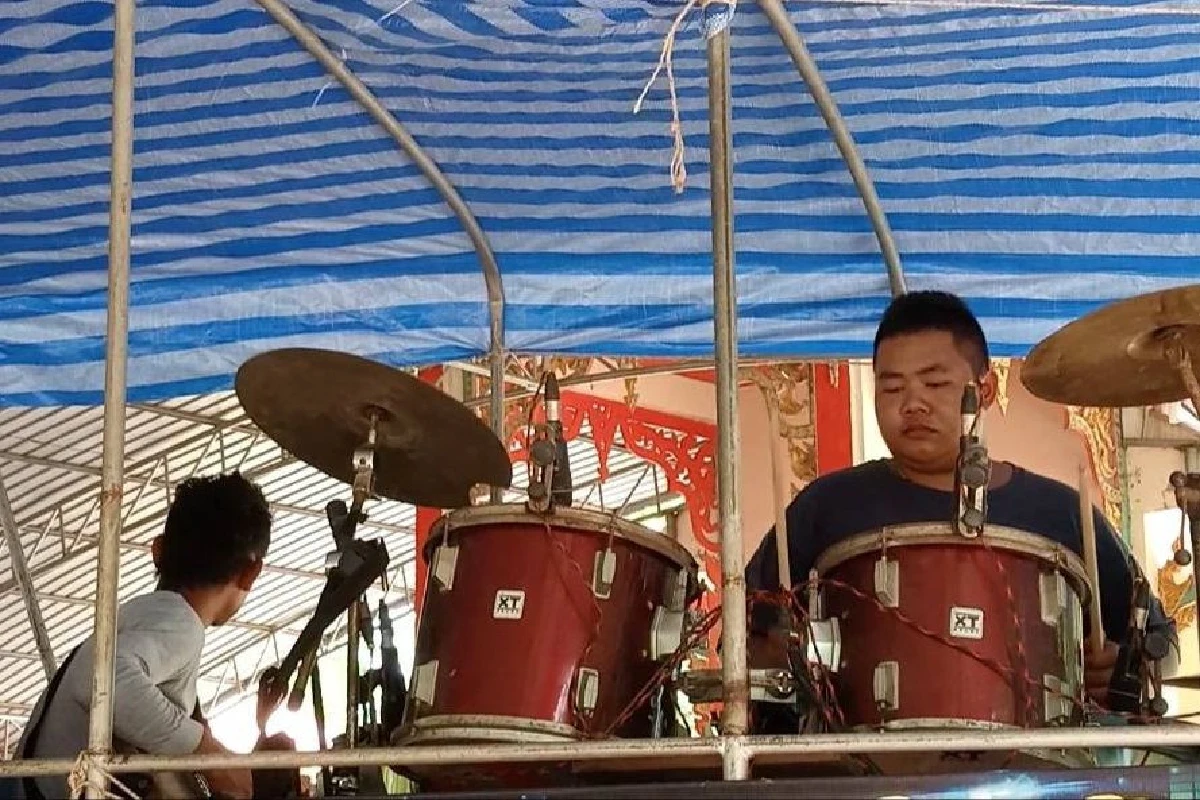 คำสั่งเสียสุดท้าย!งานศพพ่อห้ามเศร้าเปิดหมอลำซิ่งเต้นหน้าโลง