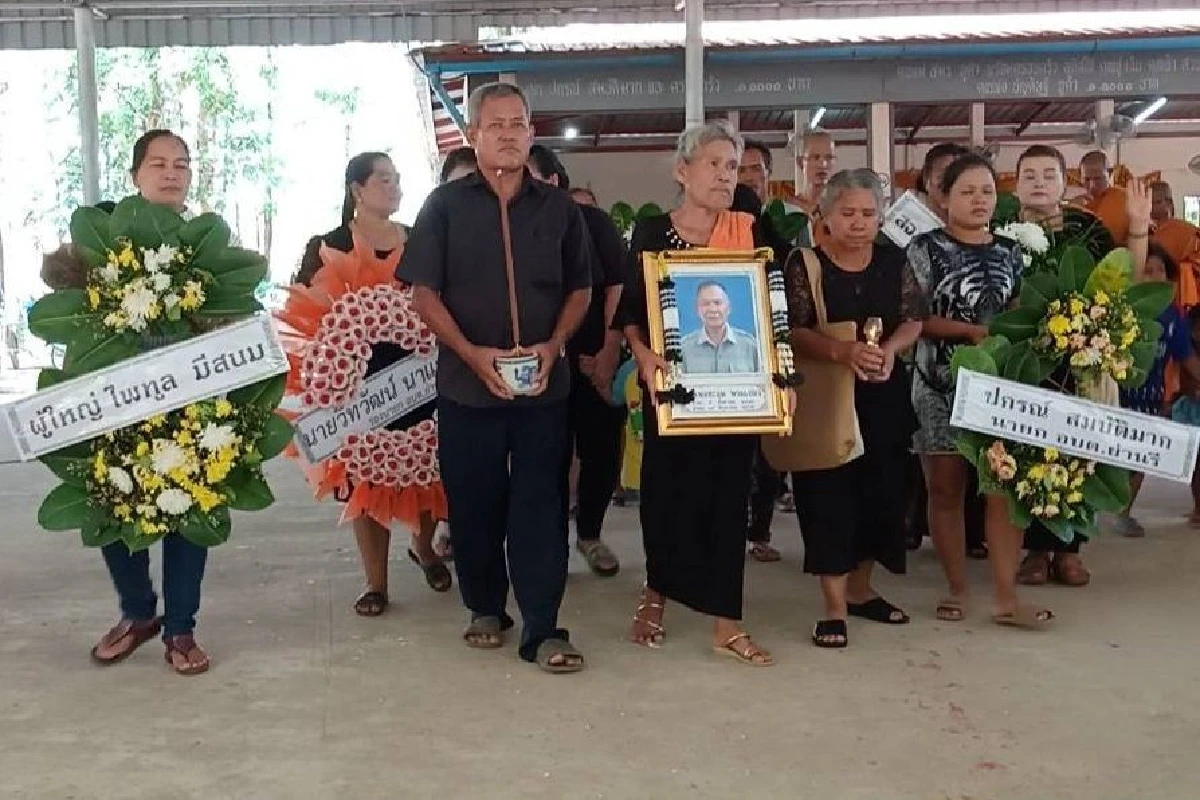 คำสั่งเสียสุดท้าย!งานศพพ่อห้ามเศร้าเปิดหมอลำซิ่งเต้นหน้าโลง