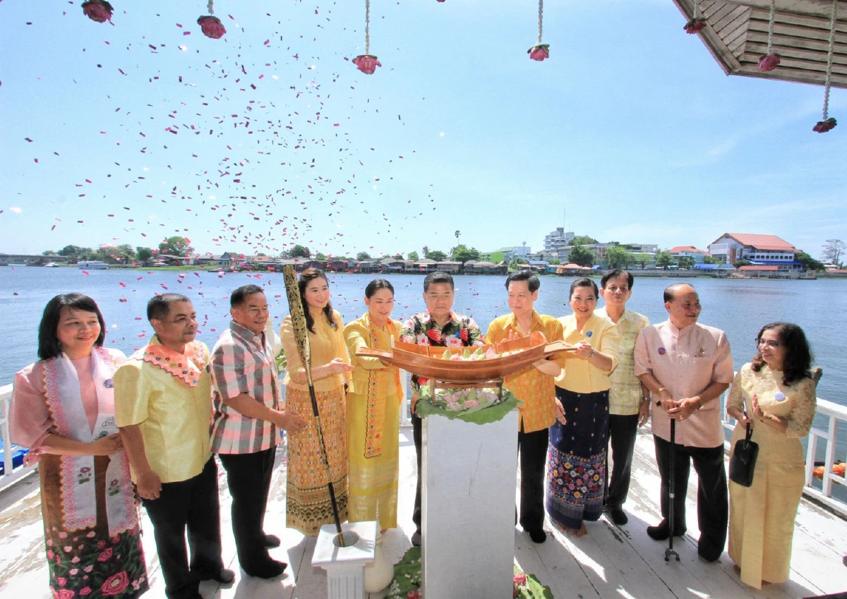ชวนล่องเรือชมวิถีวัฒนธรรมริมแม่น้ำเจ้าพระยา 13 แห่ง