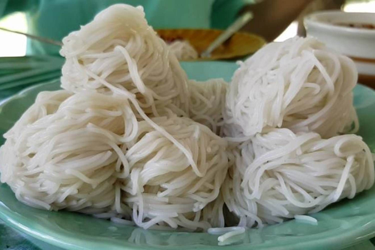 ผวายังตรวจพบ"ขนมจีน"ใช้สารกันบูดเสี่ยงต่อสุขภาพผู้บริโภค ผวายังตรวจพบ"ขนมจีน"ใช้สารกันบูดเสี่ยงต่อสุขภาพผู้บริโภค
