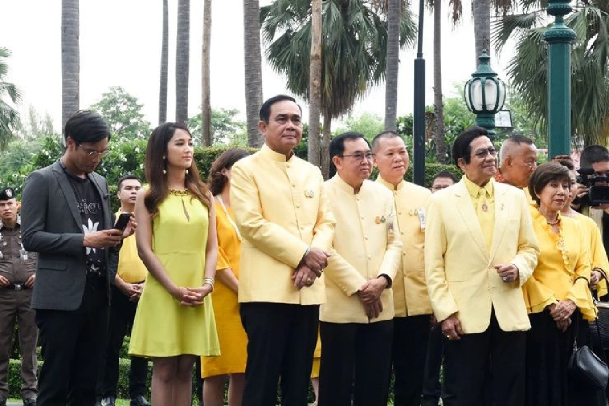 "บิ๊กตู่"เผย ครม.ใหม่อยู่ระหว่างตรวจสอบคุณสมบัติ