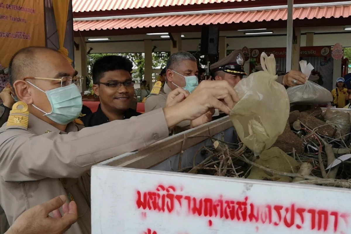 ขนยาเสพติดใส่โลงทำพิธีเผาในเมรุวัดเกาะหลักเหมือนเผาคนจริง