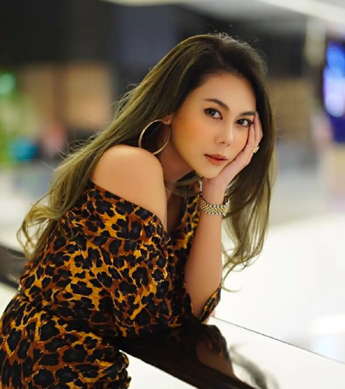 หัวใจจะวาย! “ตอง ภัครมัย" วัย 41 ยิ่งโสดยิ่งแซ่บ เผ็ดทุกชุดจริงๆ