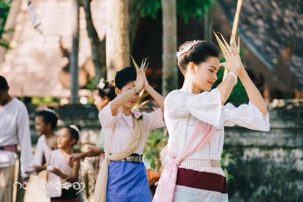 งดงามเลอค่า! ญาญ่า อุรัสยา กับฉากรำฟ้อนอ่อนช้อยในละครกลิ่นกาสะลอง