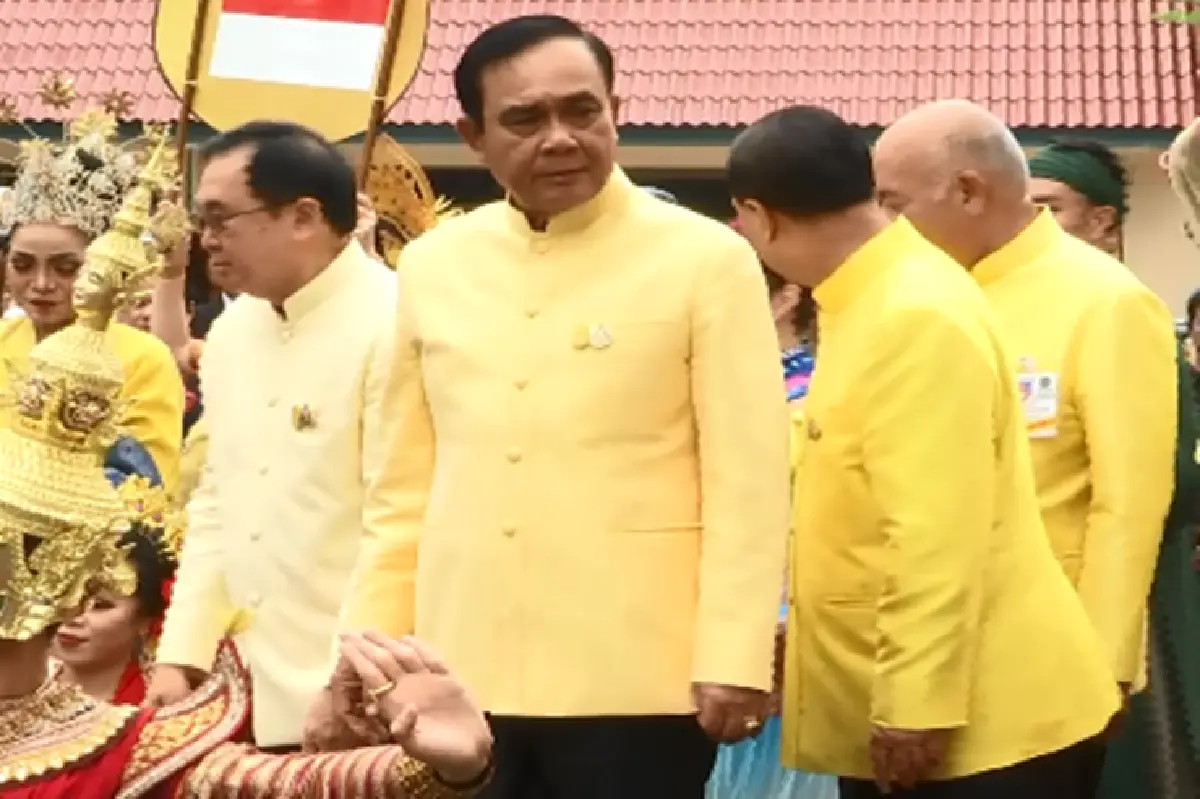 "นายกฯ" ลั่นประเทศไทยต้องเดินไปข้างหน้า พร้อมขออย่าสนใจแต่การเมือง