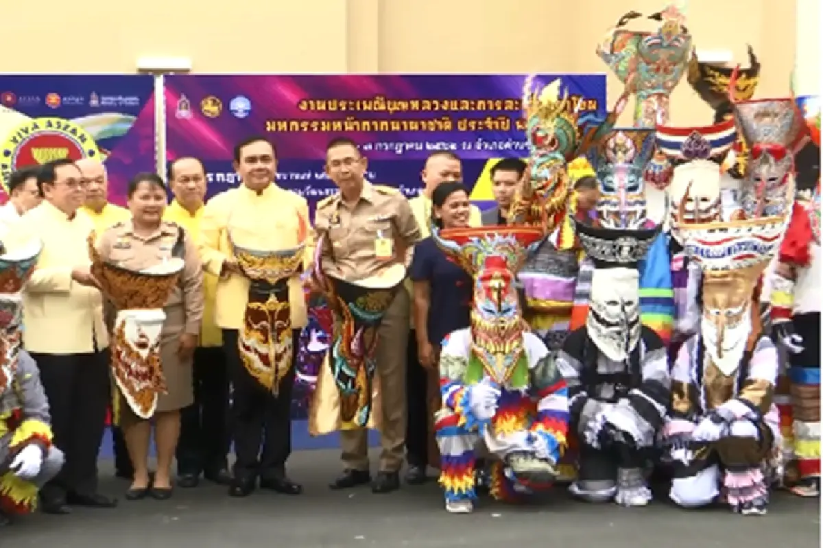 "นายกฯ" ลั่นประเทศไทยต้องเดินไปข้างหน้า พร้อมขออย่าสนใจแต่การเมือง