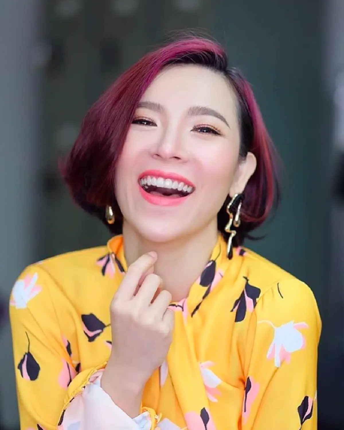 ดราม่ามือที่สามจากวงในแซ่บ! “ซัน-บลู” พากันดูรถหรูก่อนเลิก “ต้นหอม"