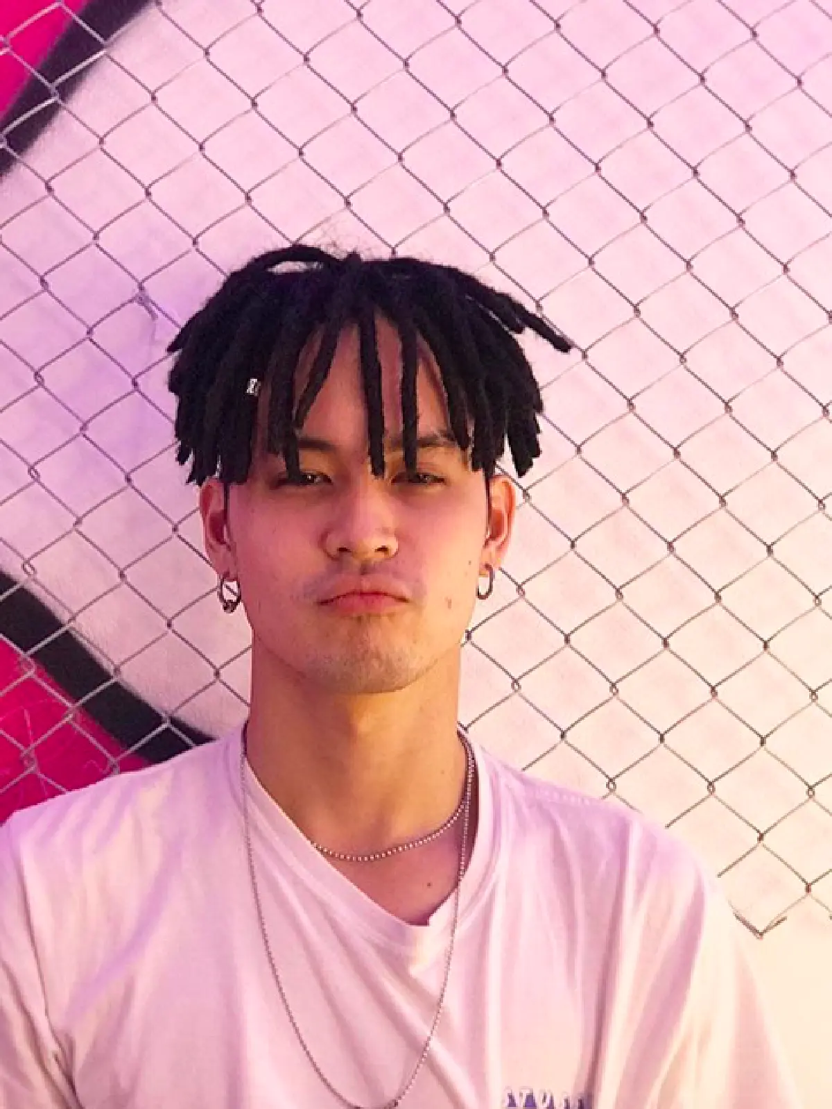 "เก้า จิรายุ” พลิกโฉมครั้งใหม่ ขอเซอร์ด้วยการถักเปีย Dreadlock ทั้งหัว