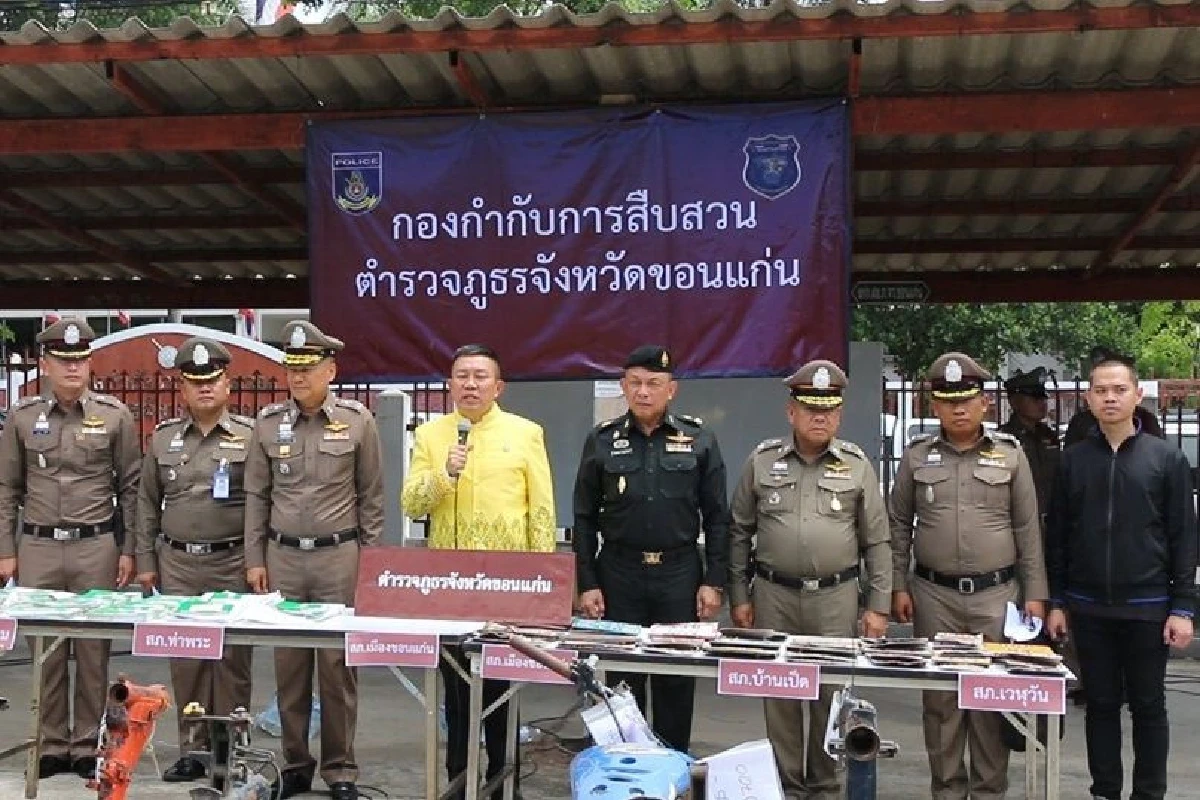 เจ้าหน้าที่สนธิกำลังจับแว้นซิ่งป่วนเมืองจ่อเรียกพ่อแม่รับทราบข้อหาด้วย