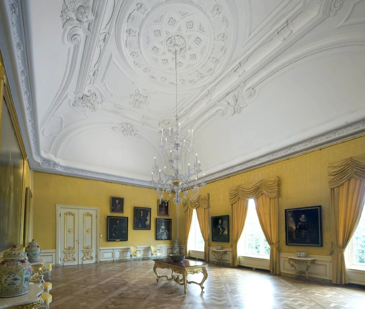 'คิงดัตช์'เปิดวังที่ประทับให้สื่อเข้าชม หลังใช้งบฯปรับปรุงใหญ่ถึง 2 พันล้าน