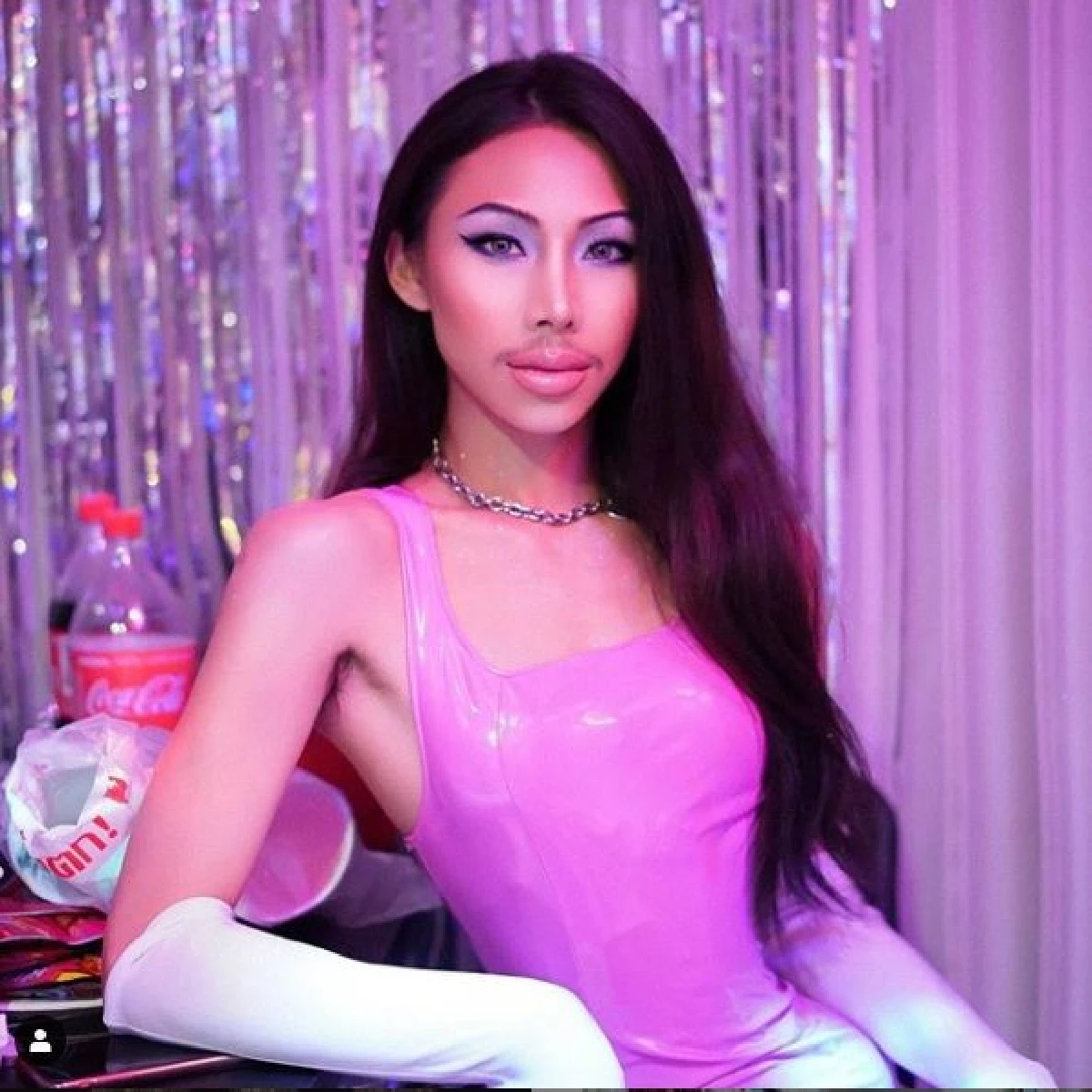 ใครฆ่าอารยา? ฟลุ๊ค กะล่อน ปะทะ ชมพู่ สวยฟาดตามวิถีเน็ตไอดอล