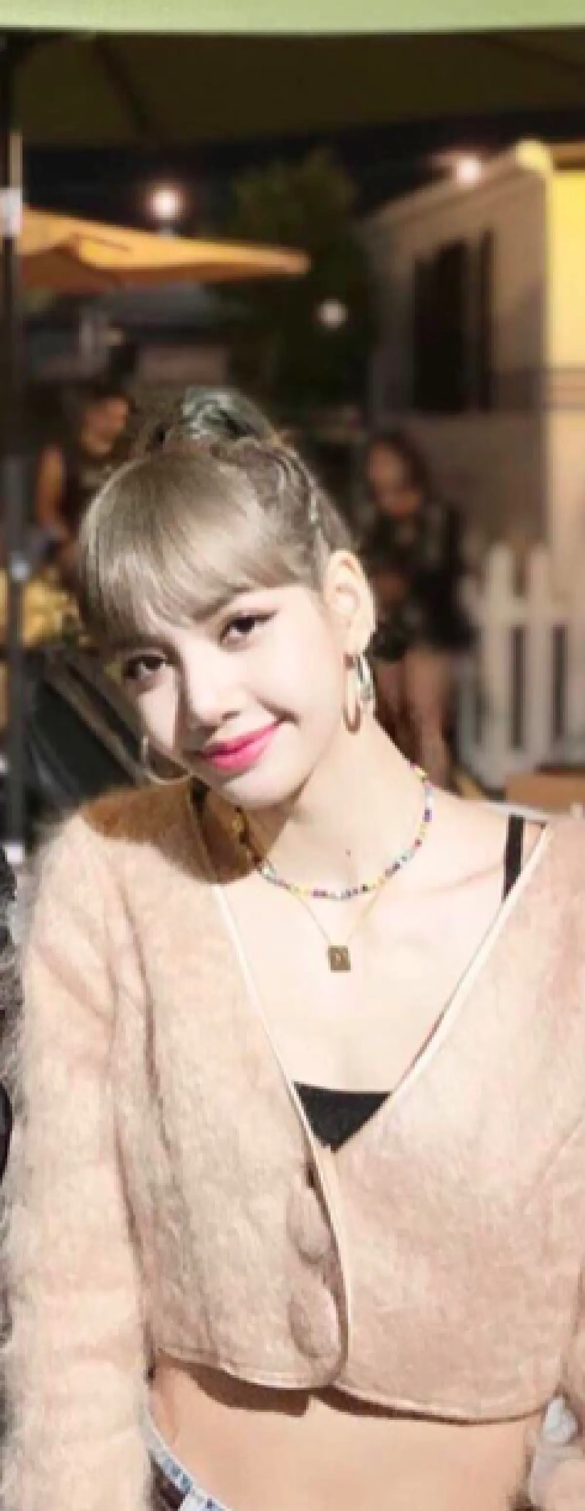 ส่องไอเท็มชิ้นโปรด "ลิซ่า BLACKPINK” ถูกแพงไม่สำคัญแค่ชอบ