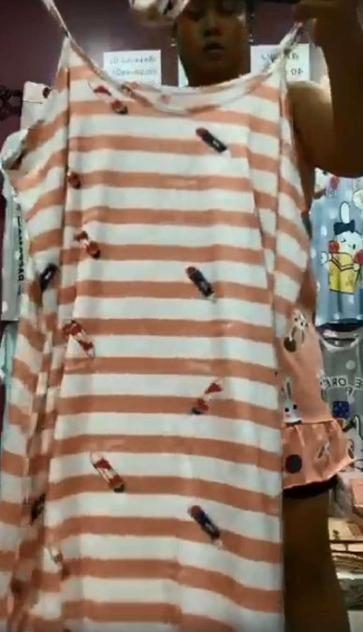 สนใจซื้อโทรปลุกด้วย! มิติใหม่พ่อค้าหลับโชว์ไลฟ์สดขายชุดนอน รีวิวใส่แล้วหลับสบายจริง