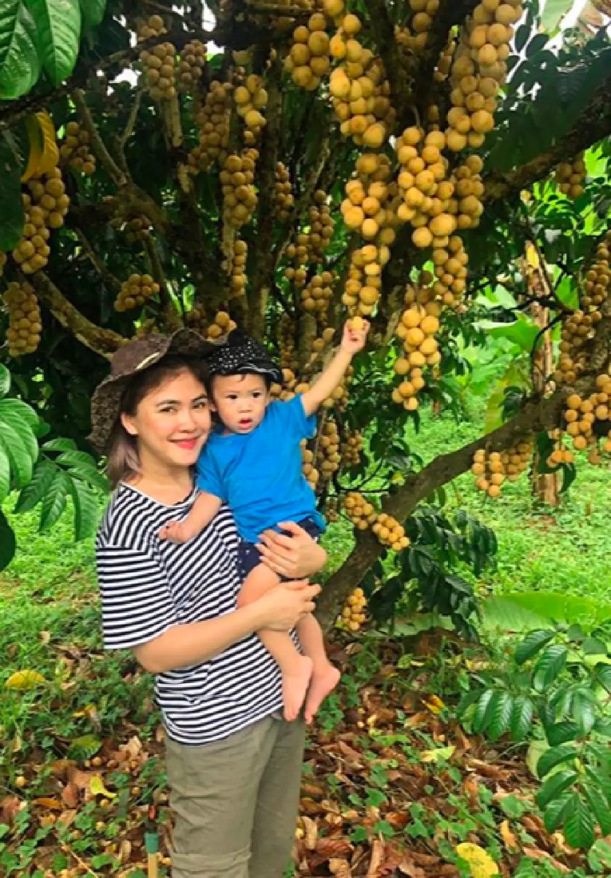 เรียบง่ายสุดๆ “แม่แอน” สร้างอาณาจักรบ้านสวน ปลูกต้นทุเรียนเท่าอายุ "น้องโพธิ์”