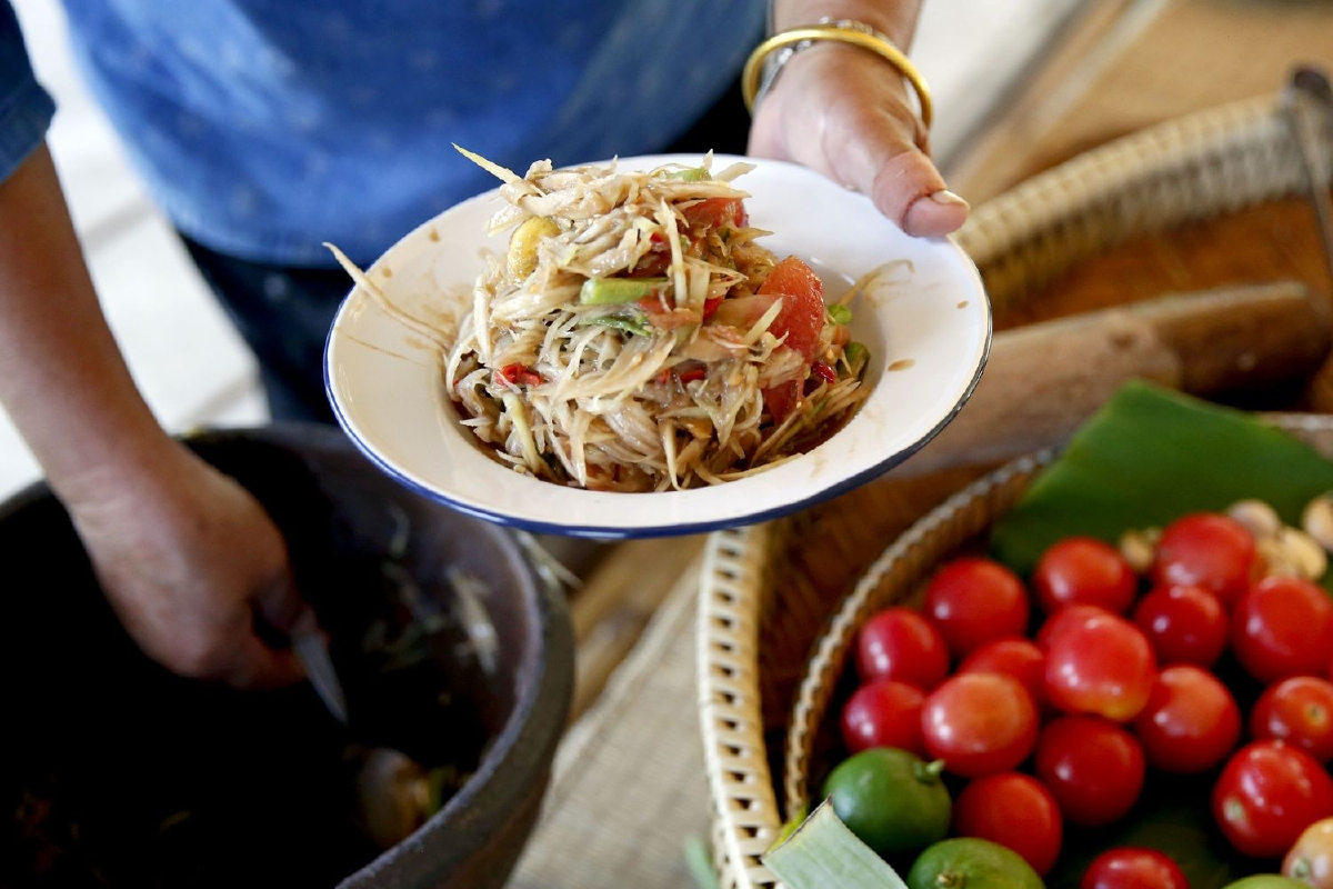 ส้มตำไทยบุกกัมพูชา รสชาติถึงใจกว่าสูตรเขมร ส้มตำไทยบุกกัมพูชา รสชาติถึงใจกว่าสูตรเขมร