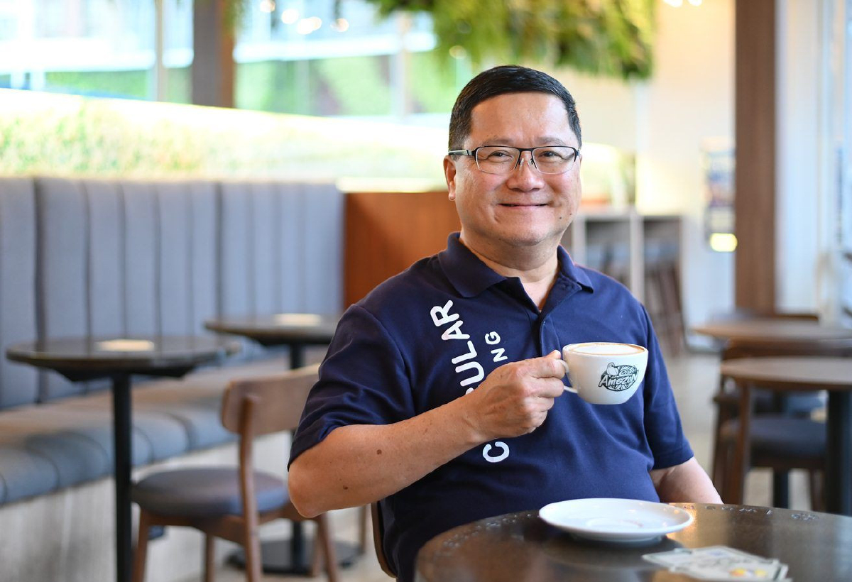 เปิดแล้ว!! ร้านกาแฟอเมซอนรักษ์โลก สาขาแรกของไทย นำเยื่อกาแฟผลิตเฟอร์นิเจอร์ตกแต่งร้าน เปิดแล้ว!! ร้านกาแฟอเมซอนรักษ์โลก สาขาแรกของไทย นำเยื่อกาแฟผลิตเฟอร์นิเจอร์ตกแต่งร้าน