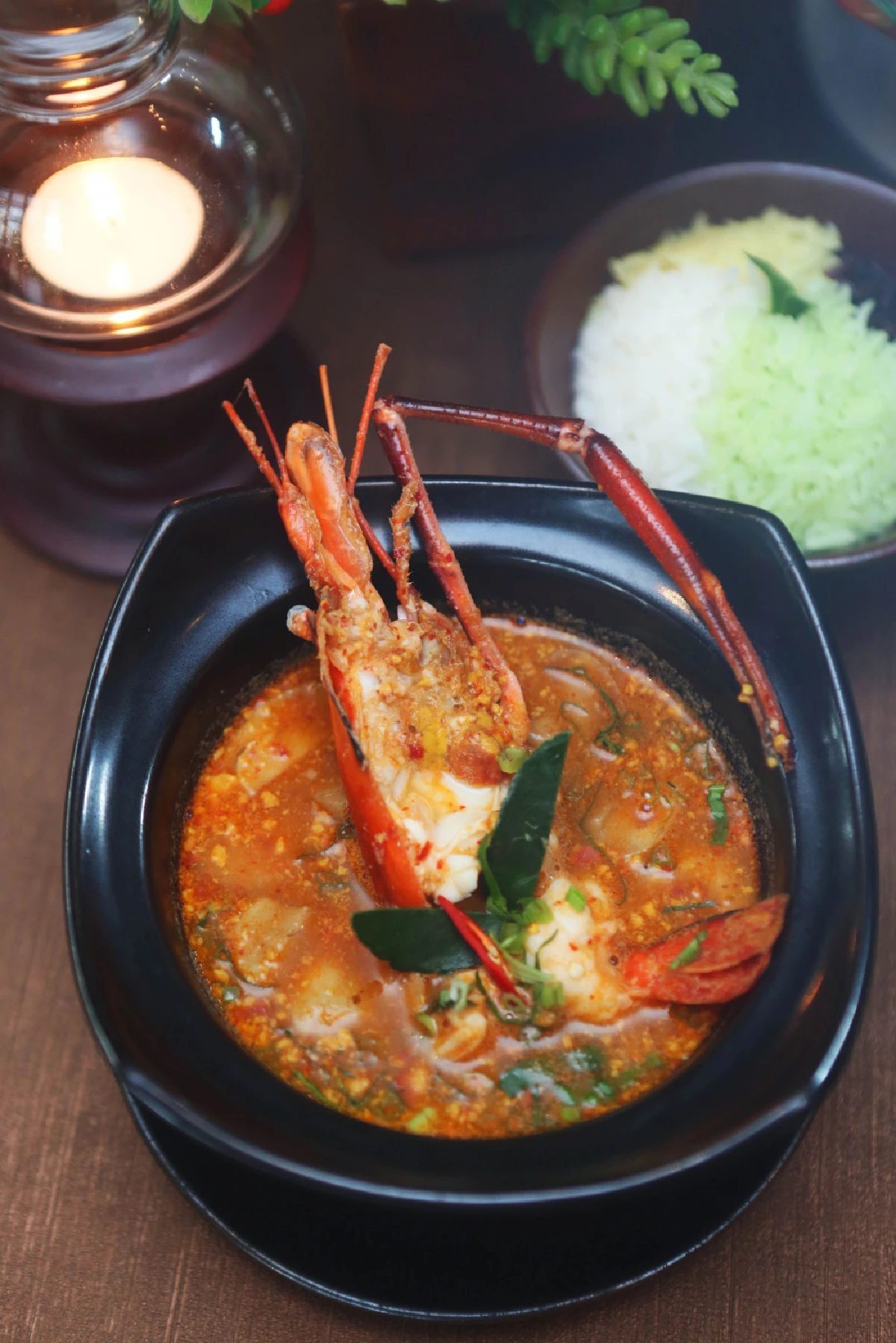 เยือนเรือน 'ภัทรา' ร้านอาหารไทยรุ่นใหญ่ในทองหล่อ