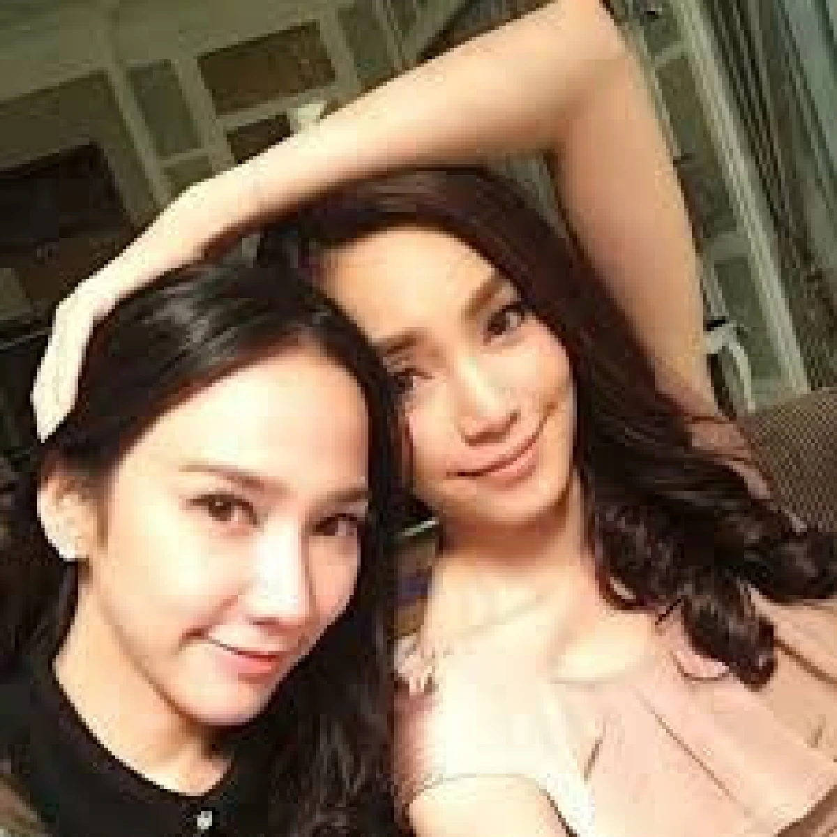 ชื่นใจ! รู้เลย “อั้ม พัชราภา” รักและห่วงใยน้องสาว “เมย์ พิชญ์นาฏ” หนักมาก