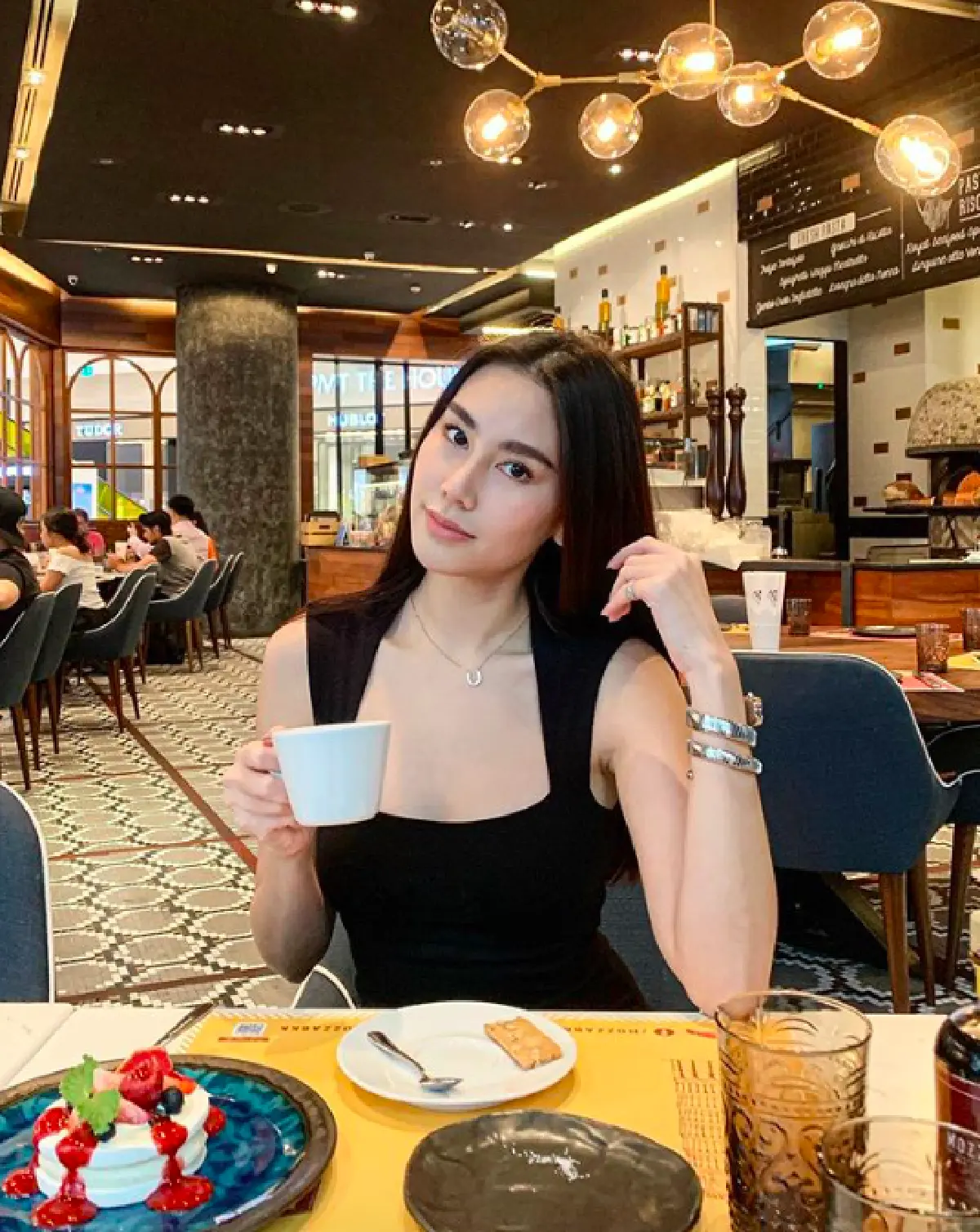 "พอร์ช" ควักเงิน 3 แสน ซื้อนาฬิกาให้ "ดาว” ถูกใจแฟนสาวที่สุด ใส่ประดับข้อมือบ่อยมาก