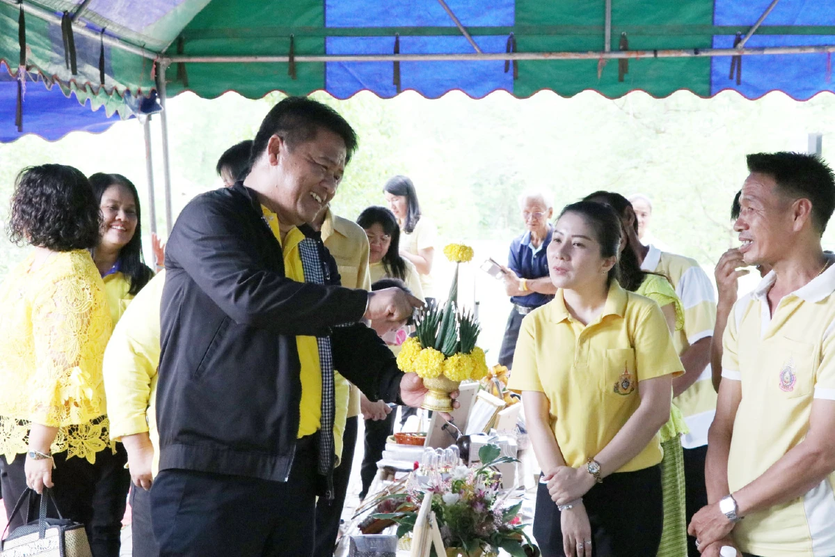 พช.ปลื้มโครงการพัฒนาหมู่บ้านเศรษฐกิจพอเพียงตั้งเป้า 878 อำเภอ