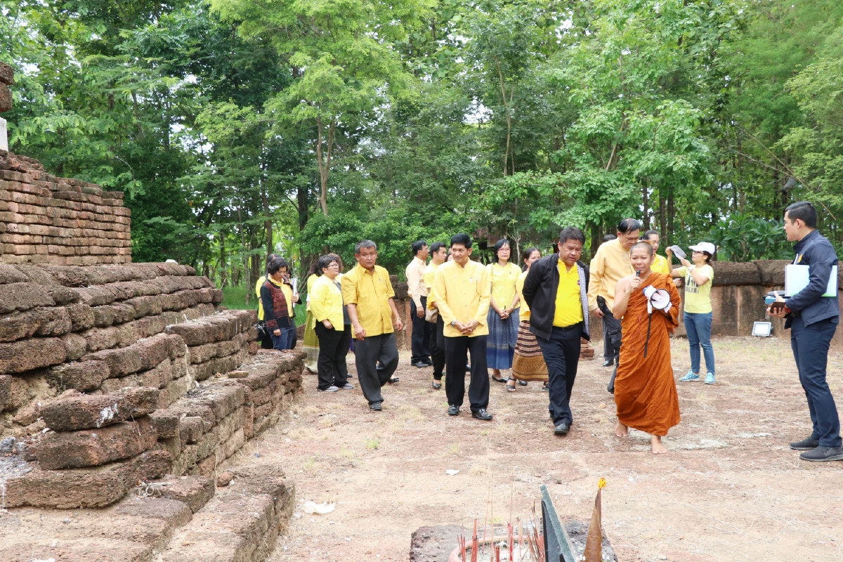 พช.ปลื้มโครงการพัฒนาหมู่บ้านเศรษฐกิจพอเพียงตั้งเป้า 878 อำเภอ