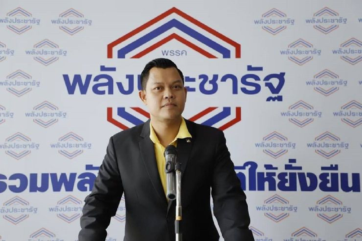 พปชร.ป้อง"บิ๊กตู่"ตั้งครม.ยึดเหมาะสม โต้"โอ๊ค" ดันเครือญาตินั่งนายกฯ ยิ่งกว่าสืบอำนาจ พปชร.ป้อง"บิ๊กตู่"ตั้งครม.ยึดเหมาะสม โต้"โอ๊ค" ดันเครือญาตินั่งนายกฯ ยิ่งกว่าสืบอำนาจ