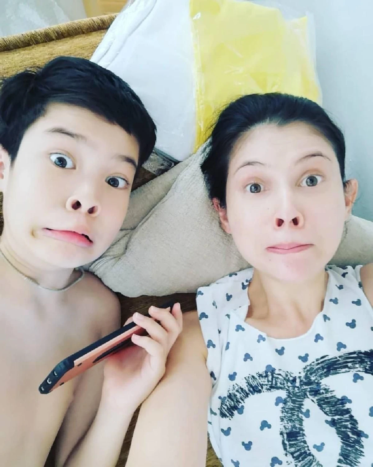 แอนนี่ บรู๊ค ตัดสินใจย้ายบ้านลดค่าใช้จ่าย เก็บเงินไว้เลี้ยงดูลูกและแม่