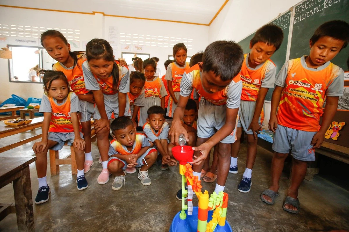 "เฮือนเคียงโฮง(ไฟฟ้า)" CSR ของคนรุ่นใหม่ ใส่ใจความยั่งยืน