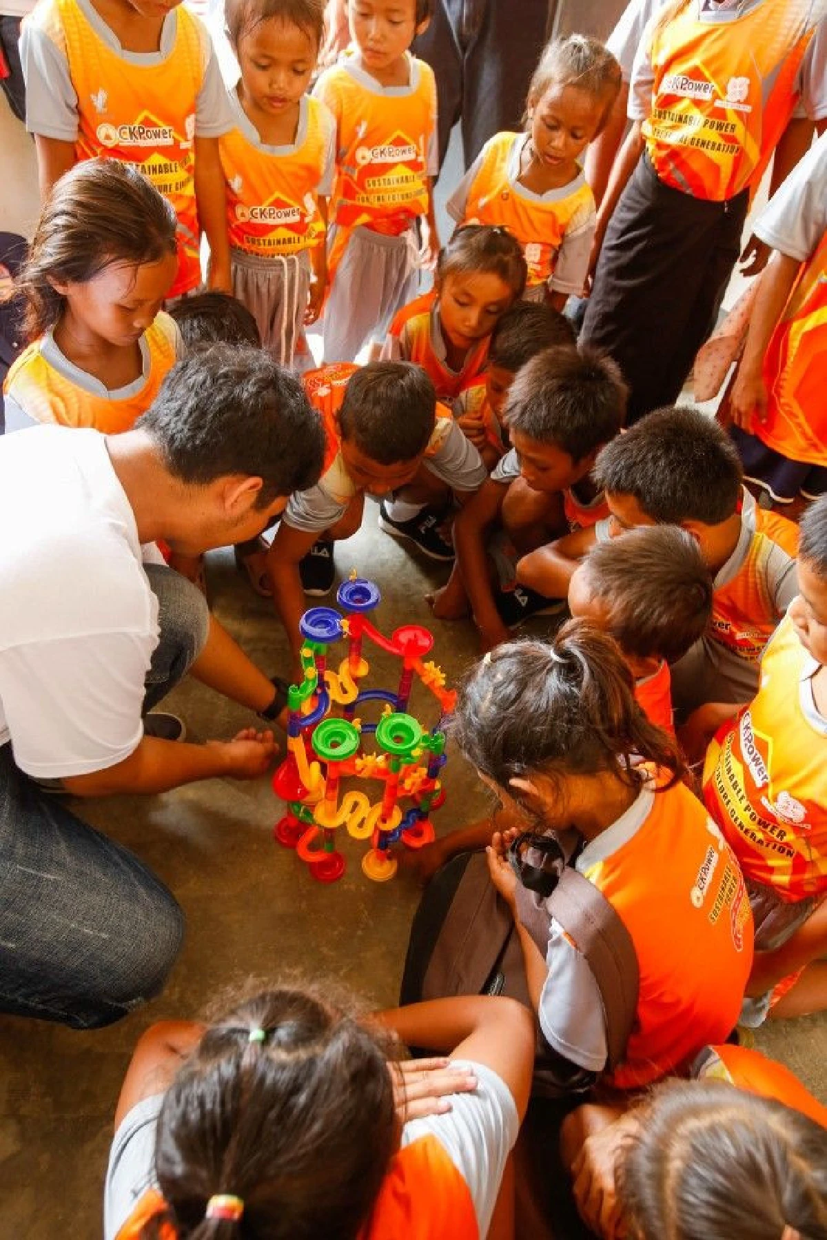 "เฮือนเคียงโฮง(ไฟฟ้า)" CSR ของคนรุ่นใหม่ ใส่ใจความยั่งยืน