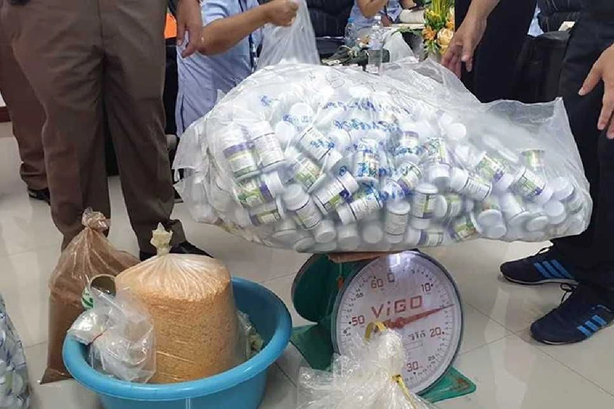 ทลายแหล่งผลิตยาลดอ้วน-อาหารเสริมเถื่อนกลางเชียงใหม่ ยึดของกลางหลายล้าน