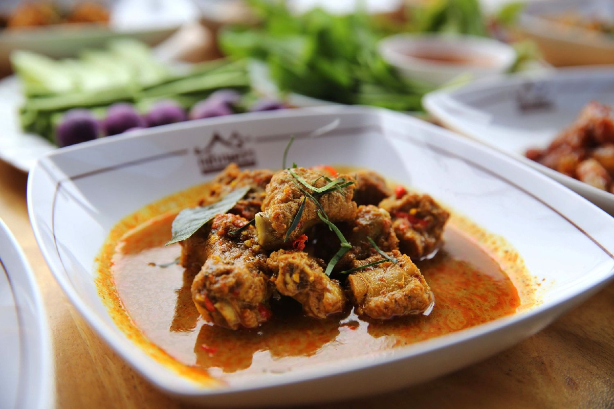 จากความคิดถึงจึงเป็น 'กลับนครฯ' ร้านข้าวแกงปักษ์ใต้ที่หมายยกนครศรีธรรมราชมาไว้ในกรุง จากความคิดถึงจึงเป็น 'กลับนครฯ' ร้านข้าวแกงปักษ์ใต้ที่หมายยกนครศรีธรรมราชมาไว้ในกรุง