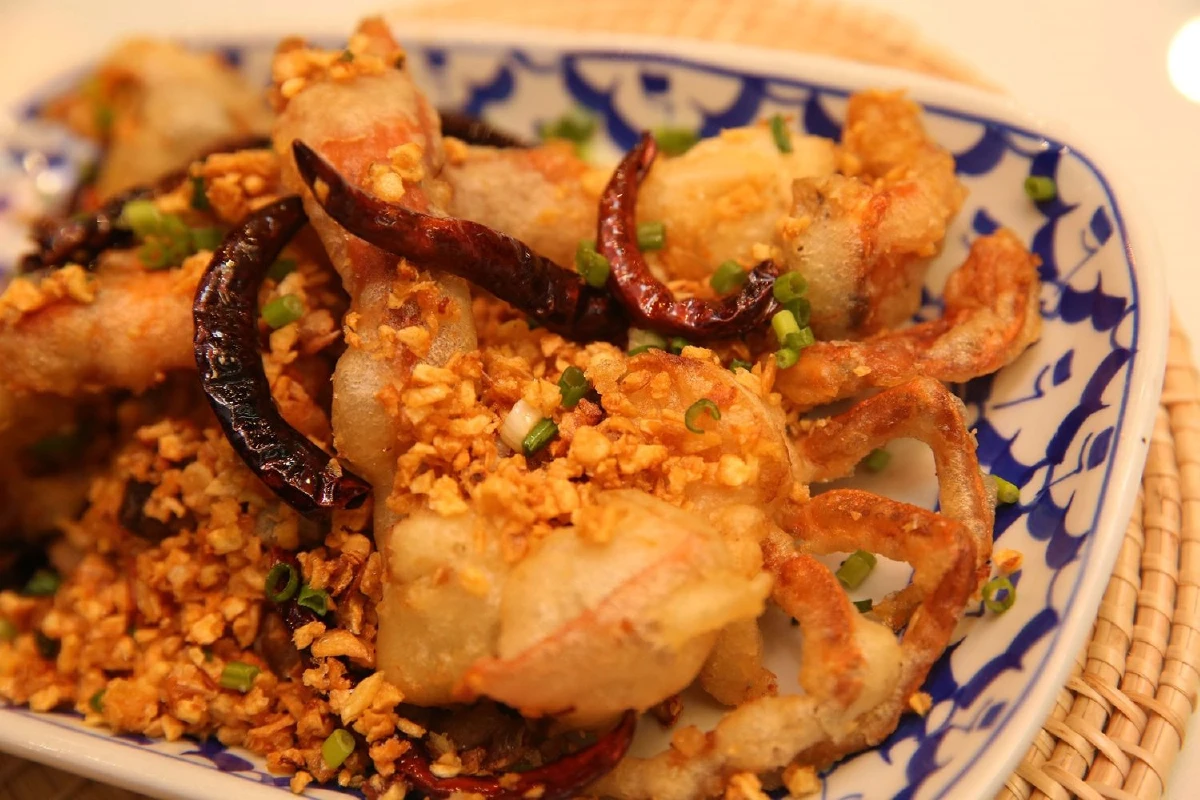 'ครัวกลางกรุง' ปรุงรสชาติความเป็นไทยตำรับพื้นบ้าน เสิร์ฟความอร่อยมานาน 20 ปี