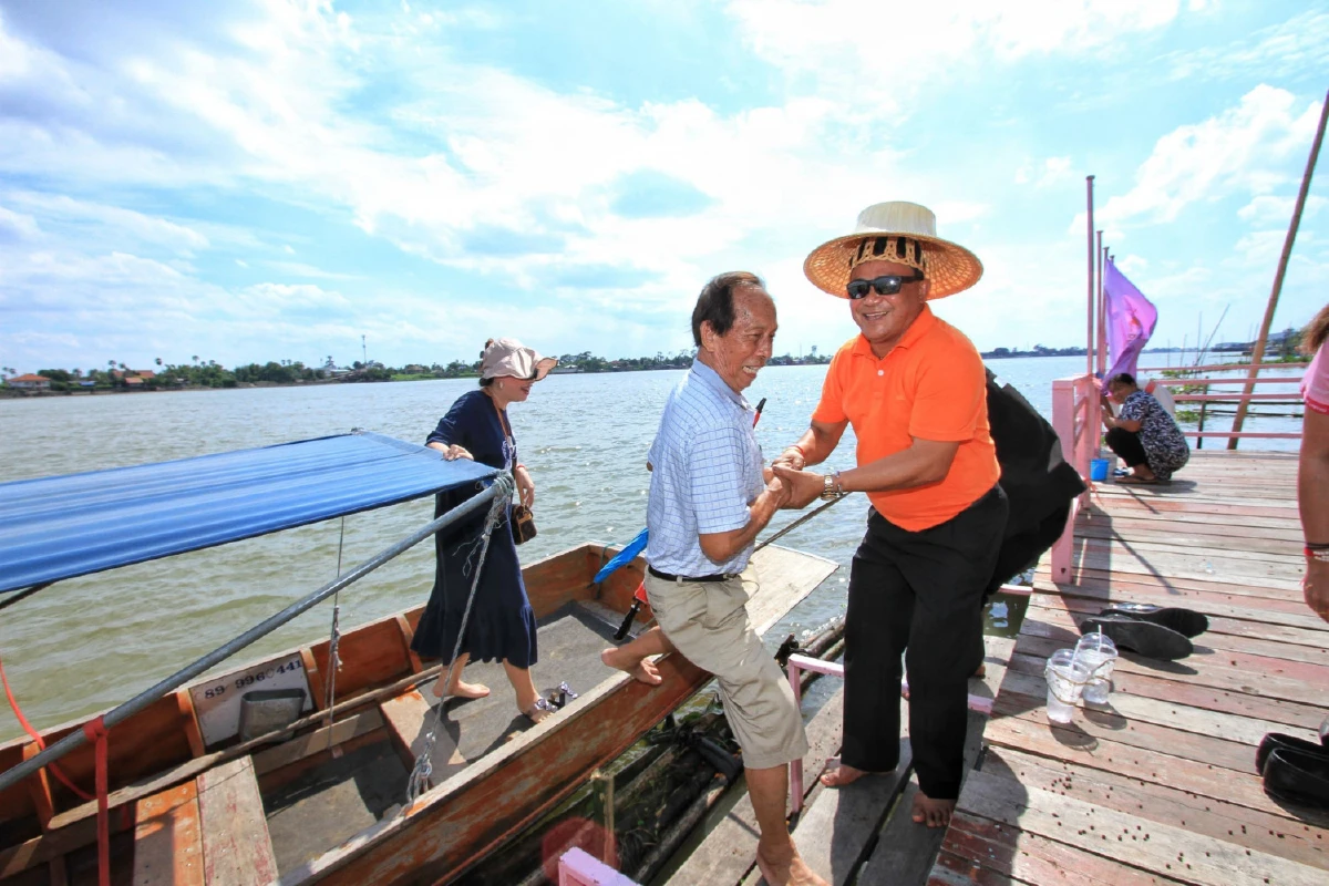 ชวนเที่ยวหาดทรายน้ำจืดกลางแม่น้ำเจ้าพระยาอันซีนใหม่เมืองปทุมฯ