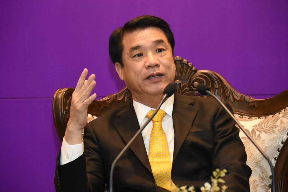 'สุริยะ' เข้าประจำการกระทรวงอุตสาหกรรมวันแรก เรียกประชุมผู้บริหารทุกหน่วยงาน 'สุริยะ' เข้าประจำการกระทรวงอุตสาหกรรมวันแรก เรียกประชุมผู้บริหารทุกหน่วยงาน