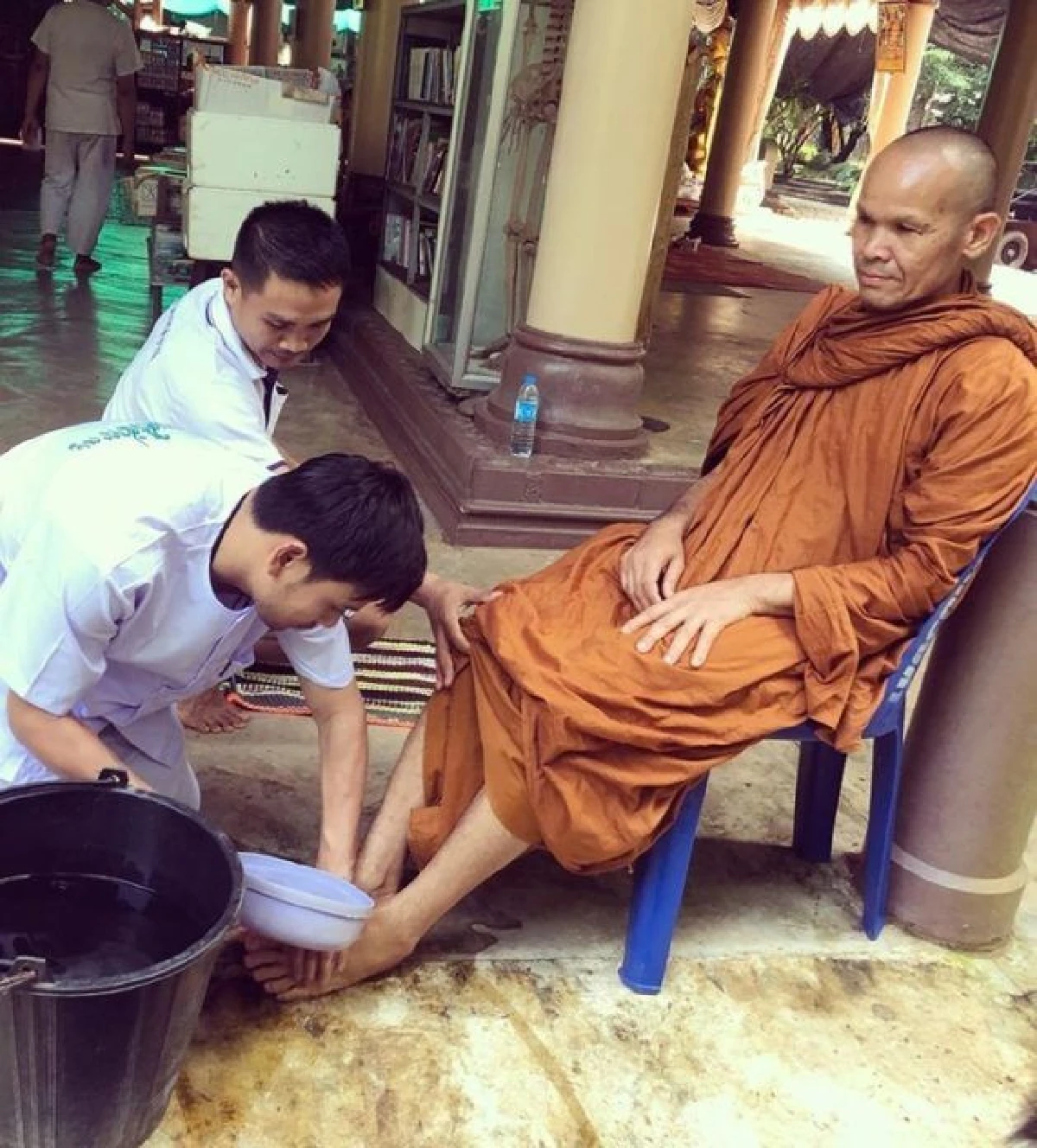 ไผ่ พงศธร เข้าวัดปฏิบัติธรรมถือศีล  ค้นหาตัวเองเติมพลังให้กับร่างกาย