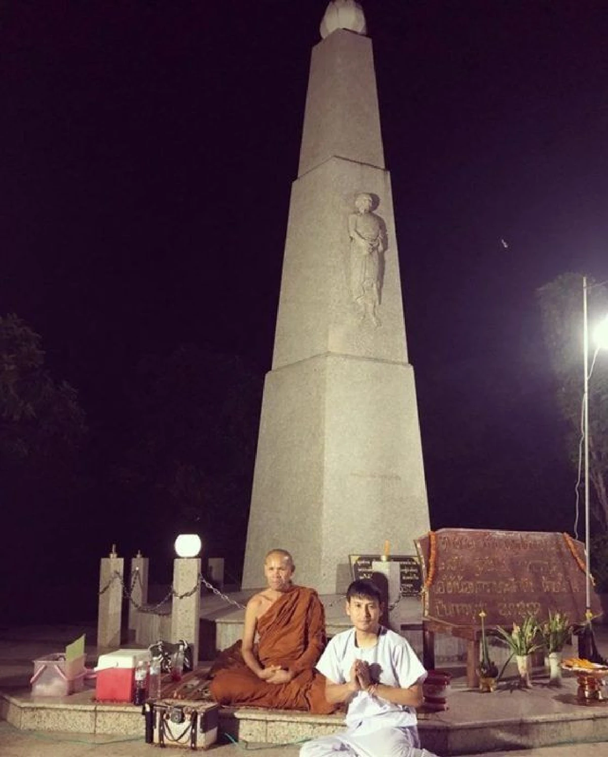 ไผ่ พงศธร เข้าวัดปฏิบัติธรรมถือศีล  ค้นหาตัวเองเติมพลังให้กับร่างกาย